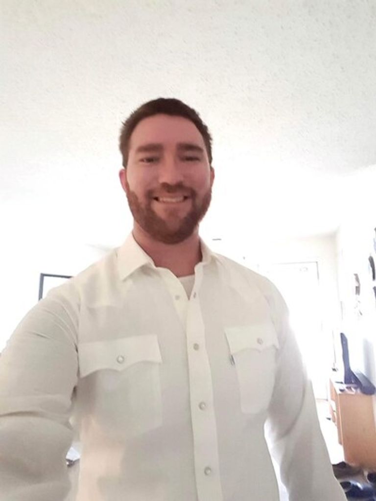 Michael Jay Klutz Profile Photo