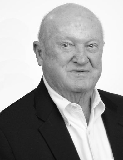 Warren Light Lewis, Sr. Profile Photo