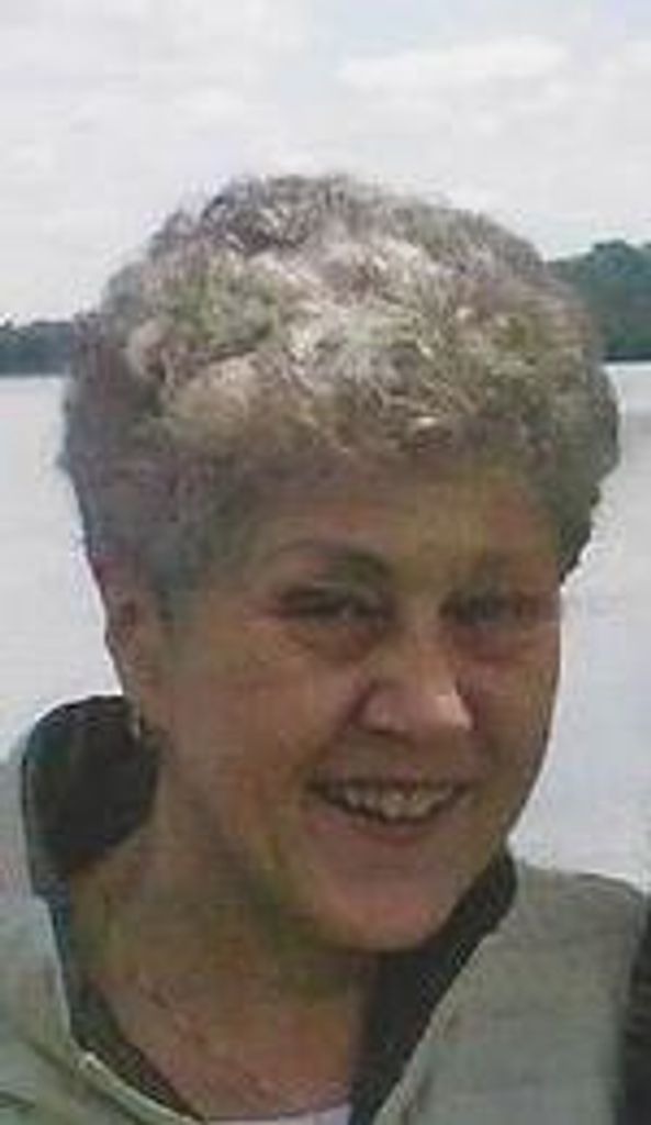 Maureen Elise (Barr) Hoelzel