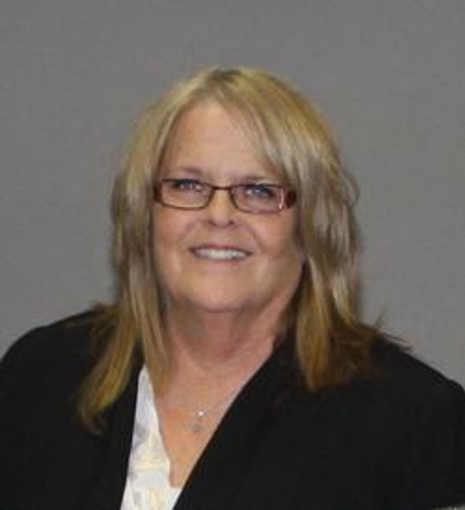 Lela Joanne Carlson Profile Photo