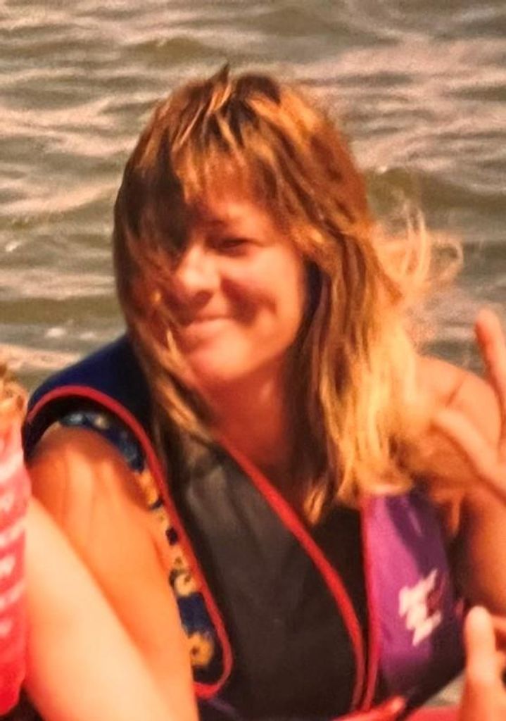 Carolyn "Sissy" Lewis Profile Photo