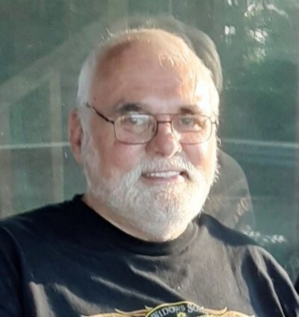 Paul Eugene "Gene" Oliver, Jr. Profile Photo