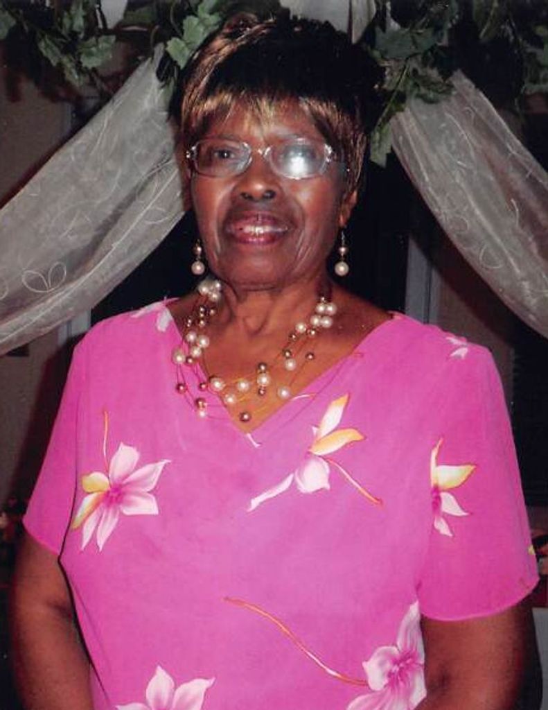IVENA HAYES Profile Photo