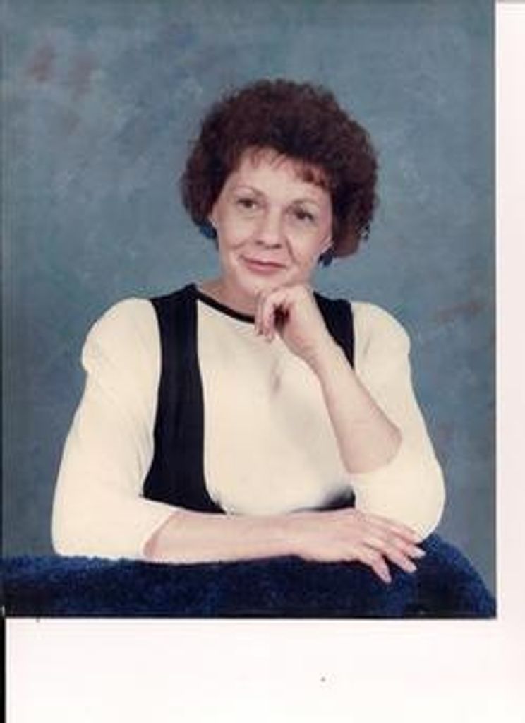 Violet (Roach) Drake