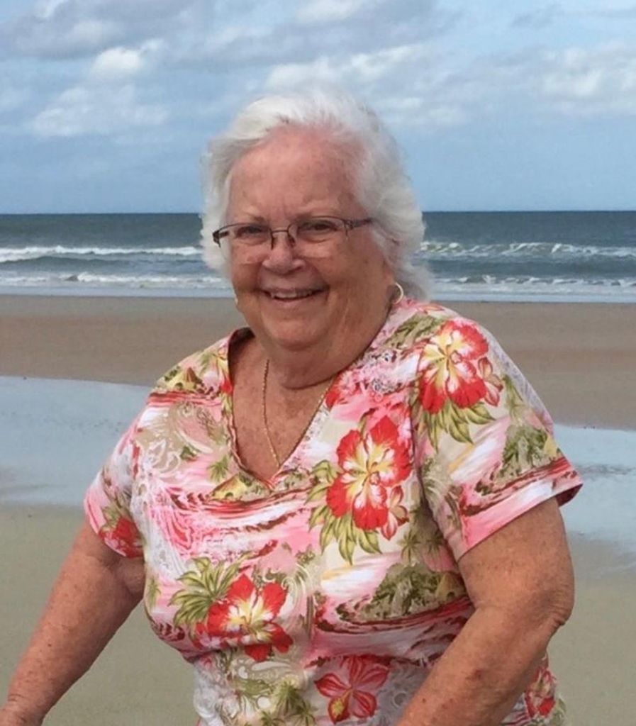 Sandra Adams Profile Photo