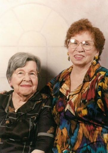 Jeanne Leona Oskins photo gallery thumbnail 10 of 90