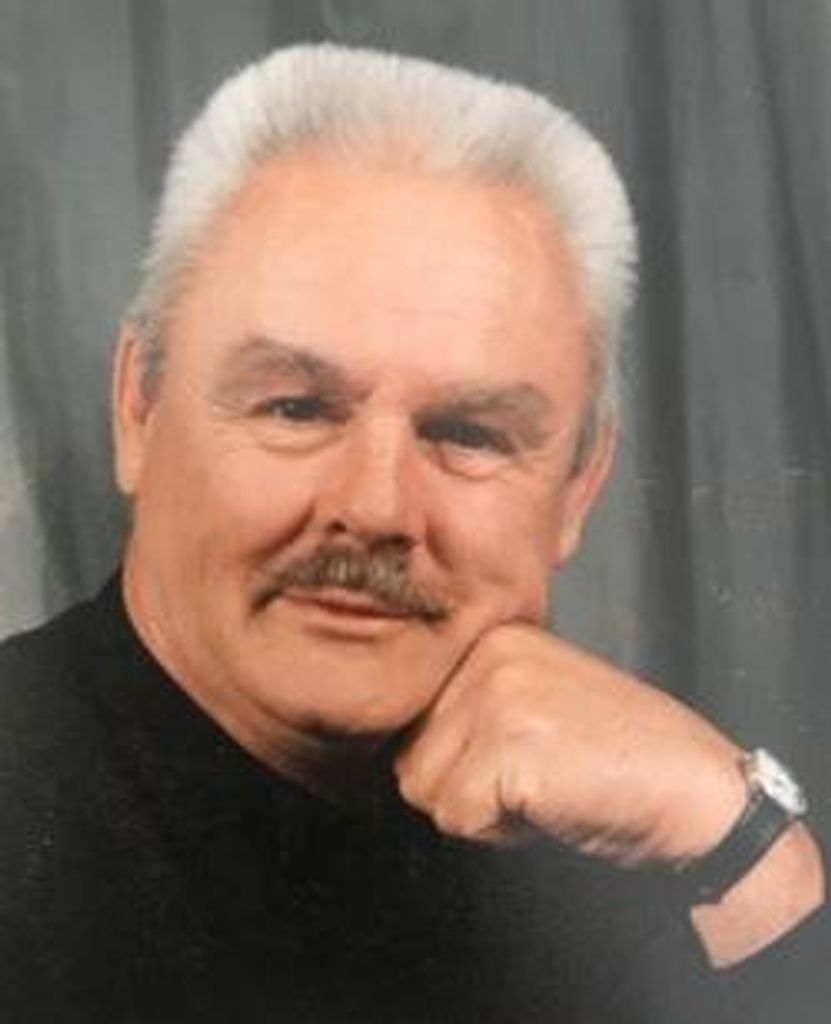 Warren Tanner