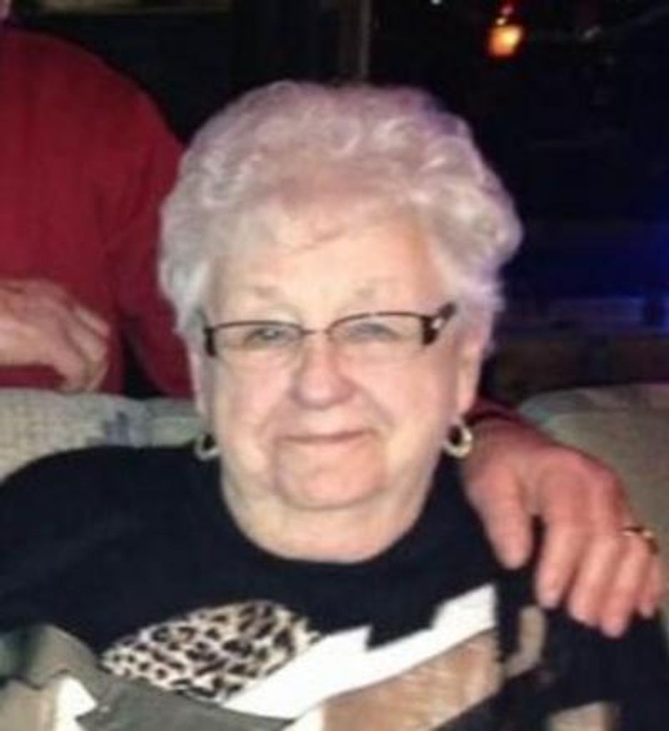 Betty Lou (Ballengee) Jackson Profile Photo