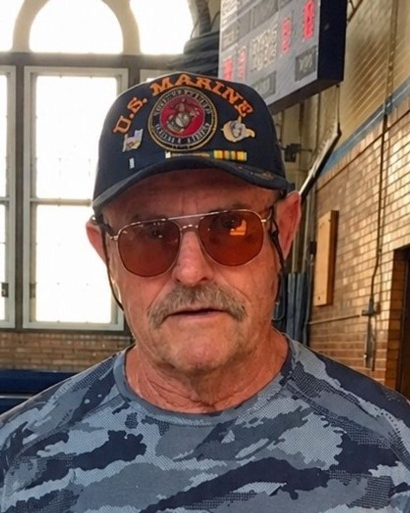 Robert Thomas "Bob" Carr, Jr. Profile Photo