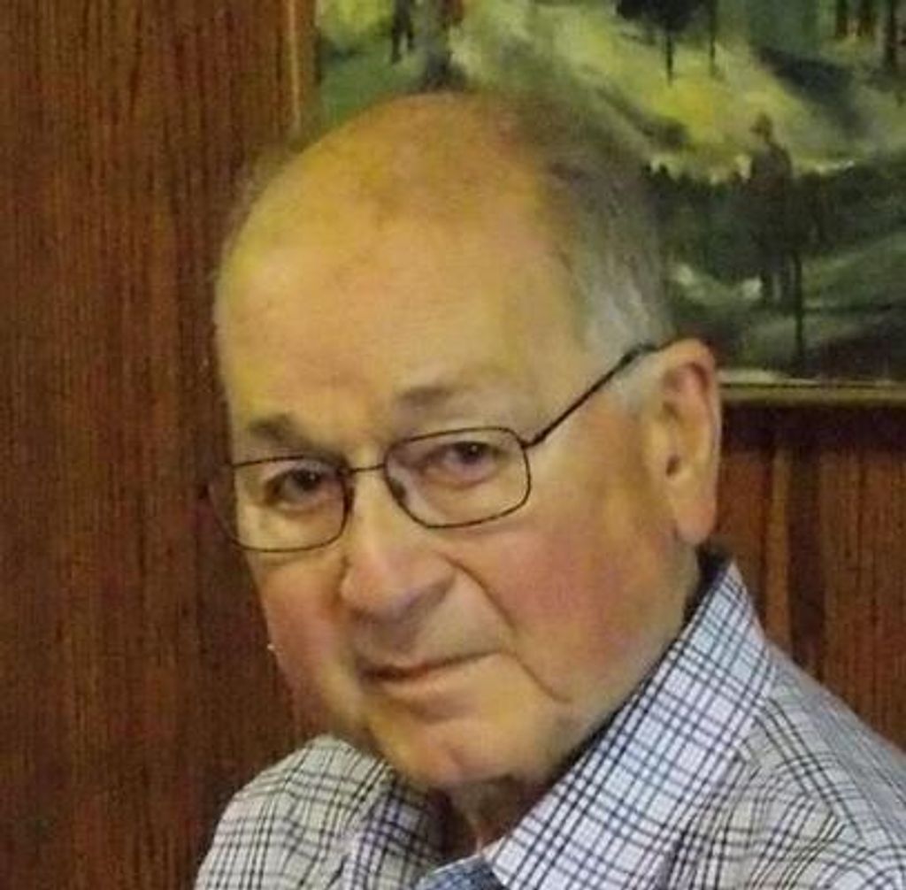 Dick Case Profile Photo