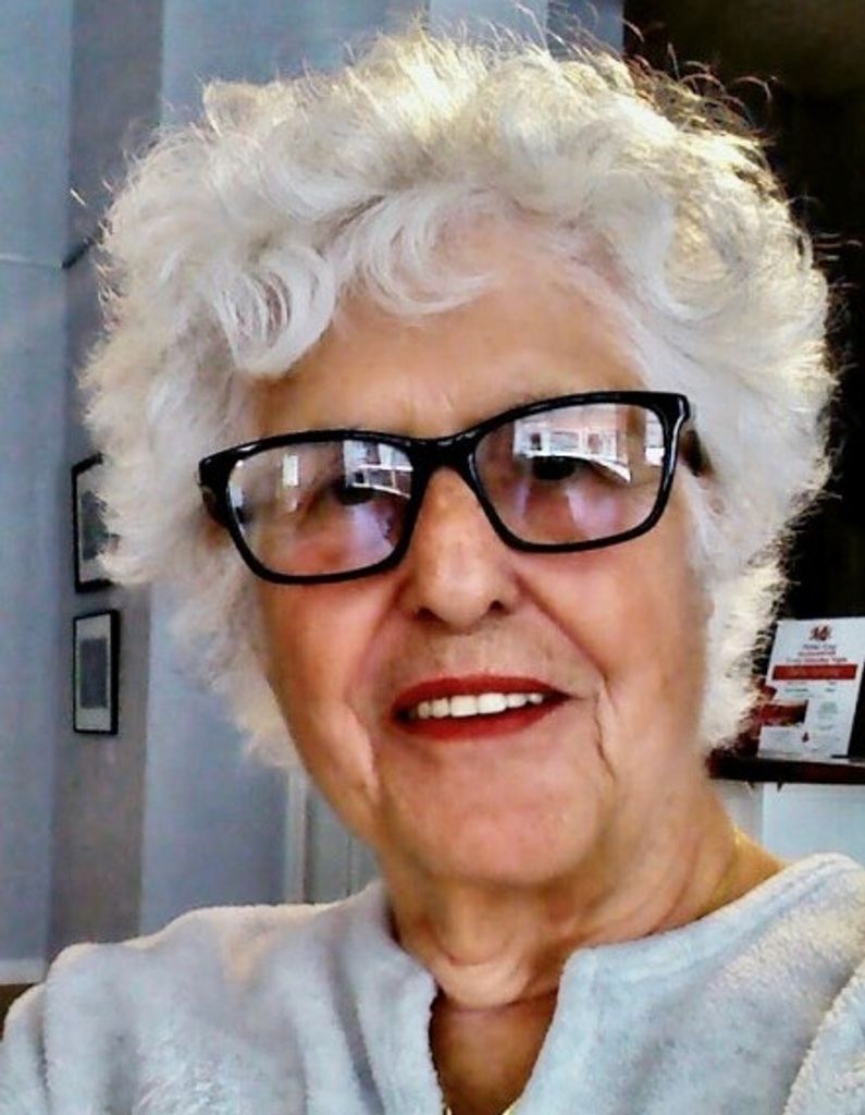 Eileen M. (Raphael)  King Profile Photo