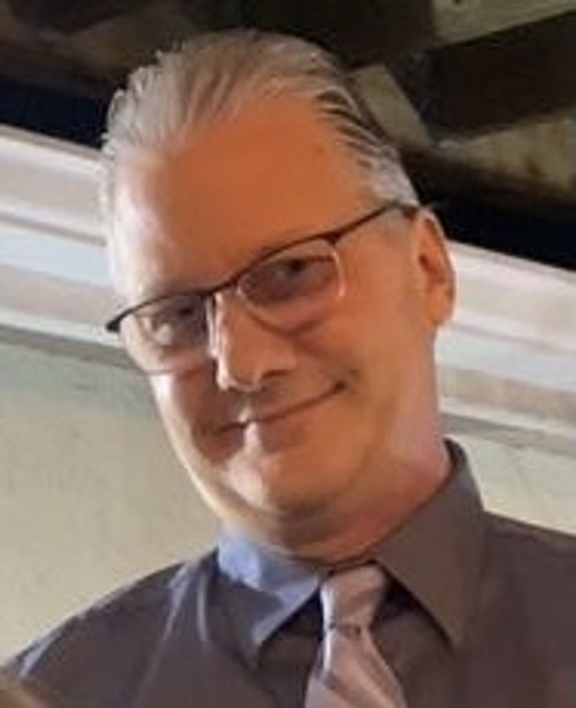 Russel C Oliver Profile Photo