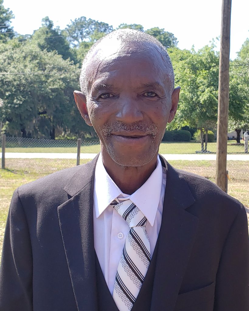 Julius Simmons Profile Photo