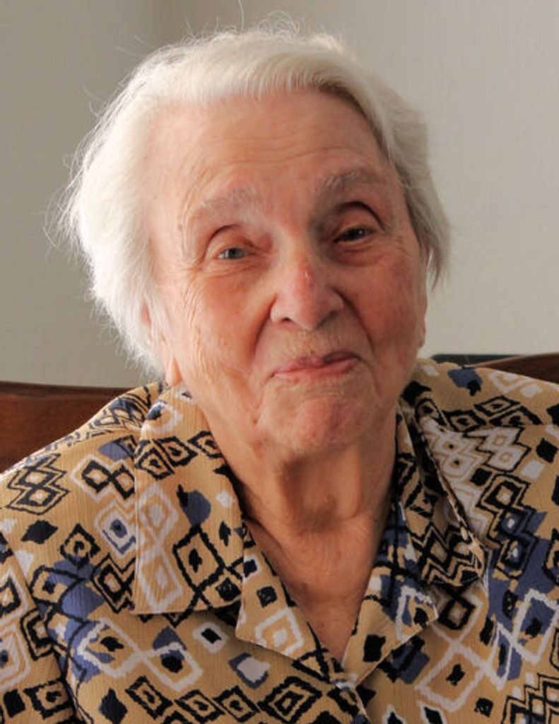 Evelyn Simkins Profile Photo