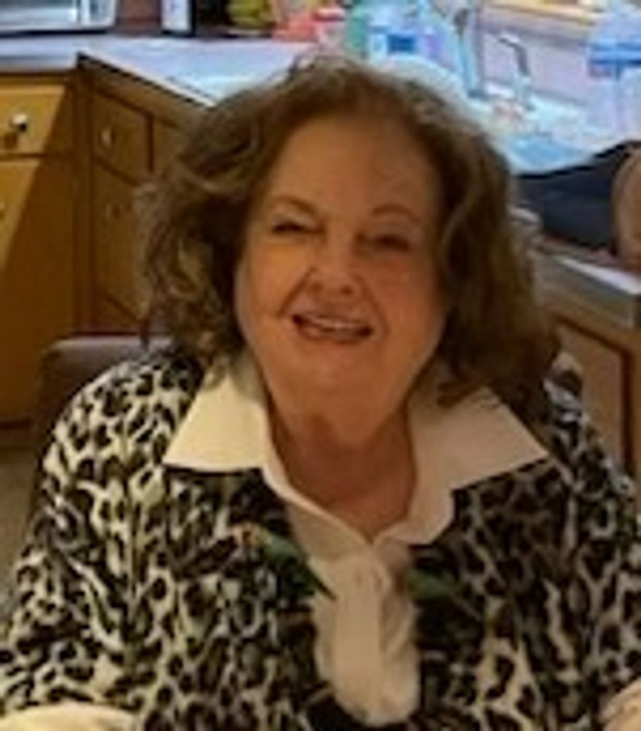 Lois E. (Lasher)  Halinton