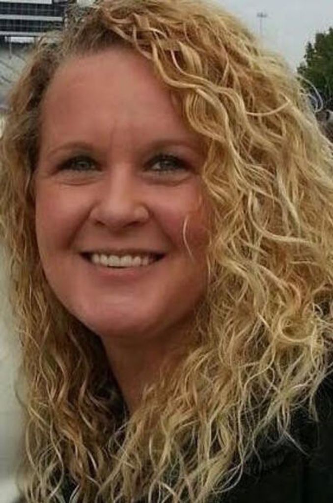 Teresa Hall Richardson Profile Photo