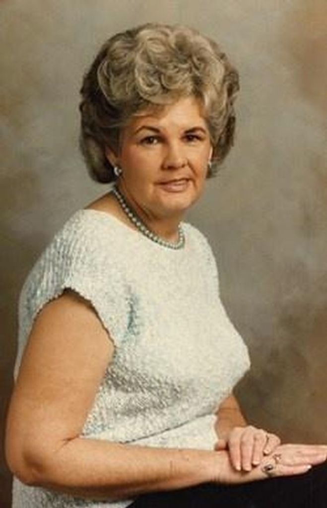 Lois Pavek