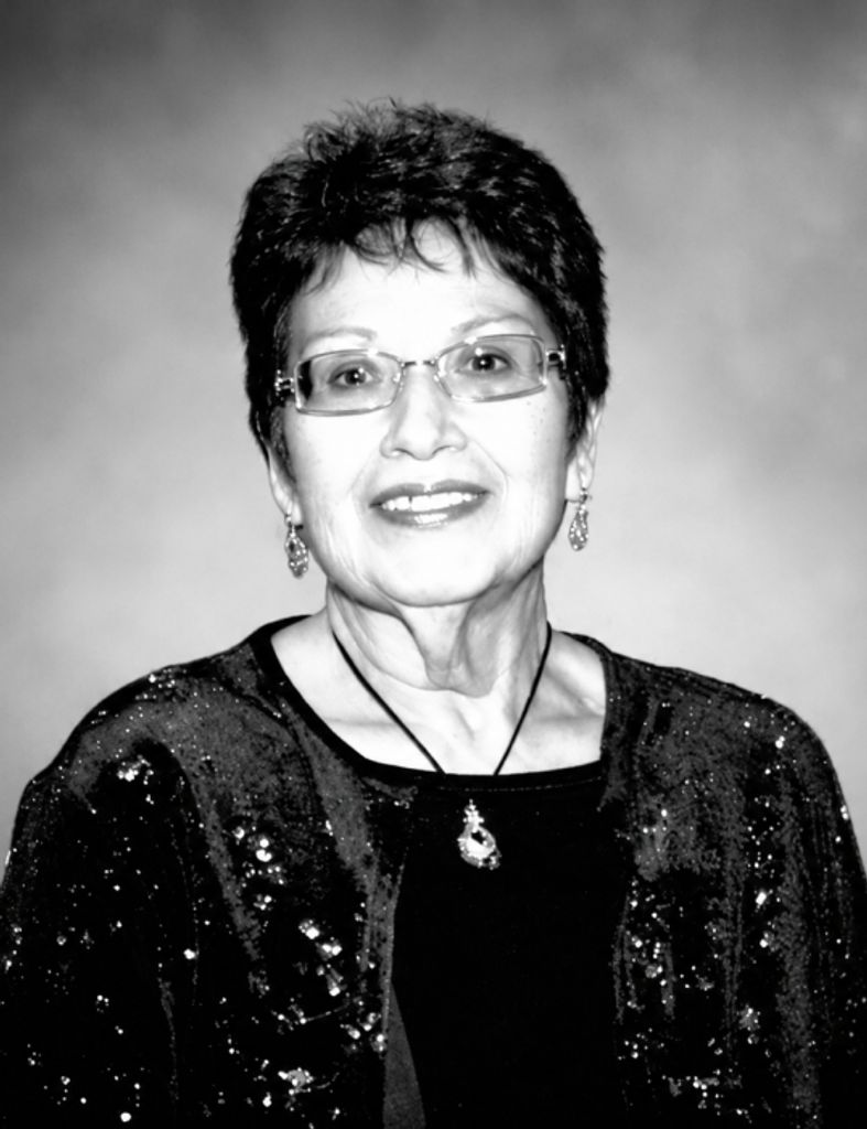 Angelina Romo Cutean Profile Photo