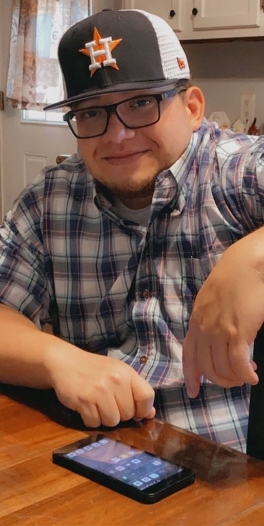Felix Gonzalez Jr. Profile Photo