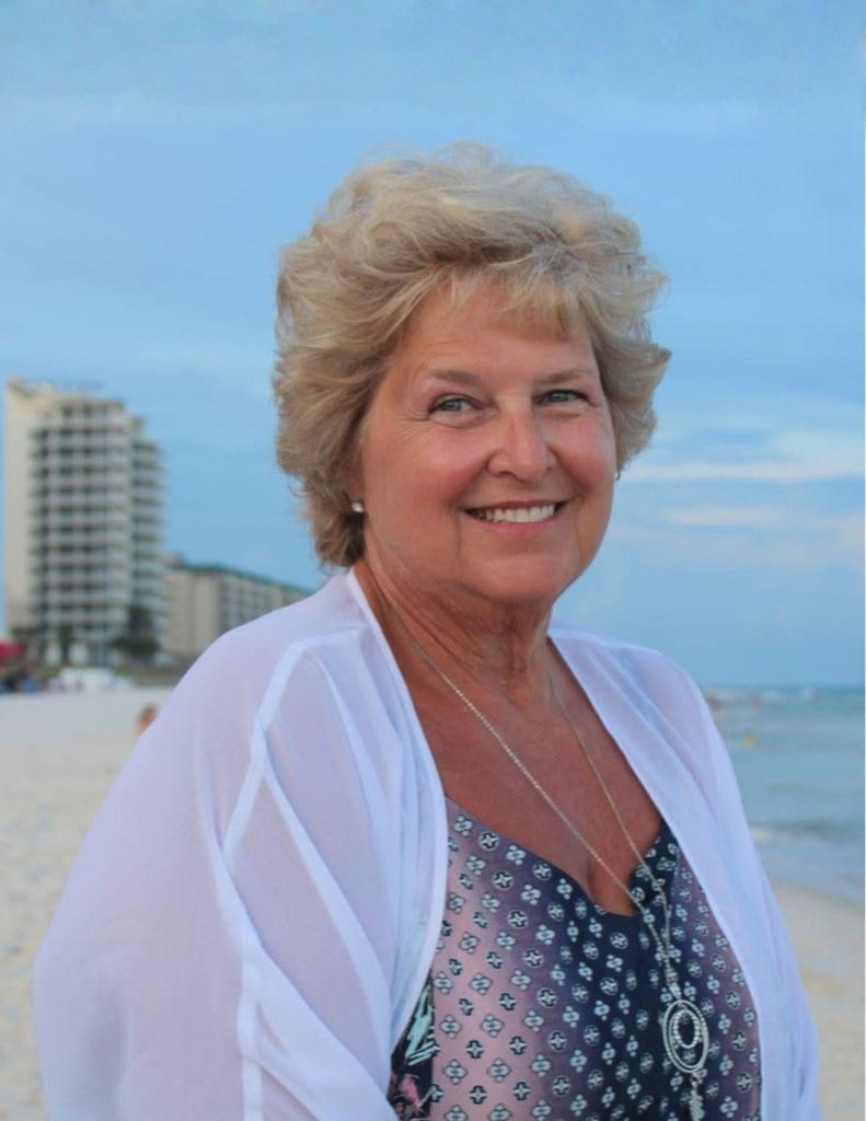 Roxanna Luttrell Profile Photo