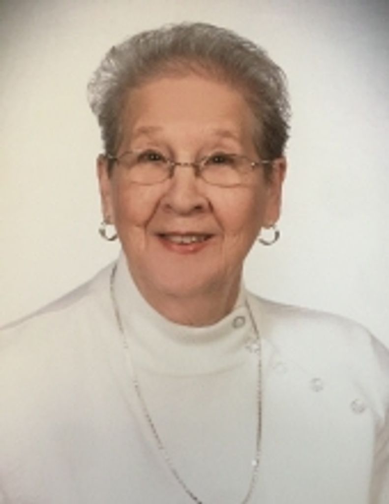 Ms. Gracie  Odom Ratliff