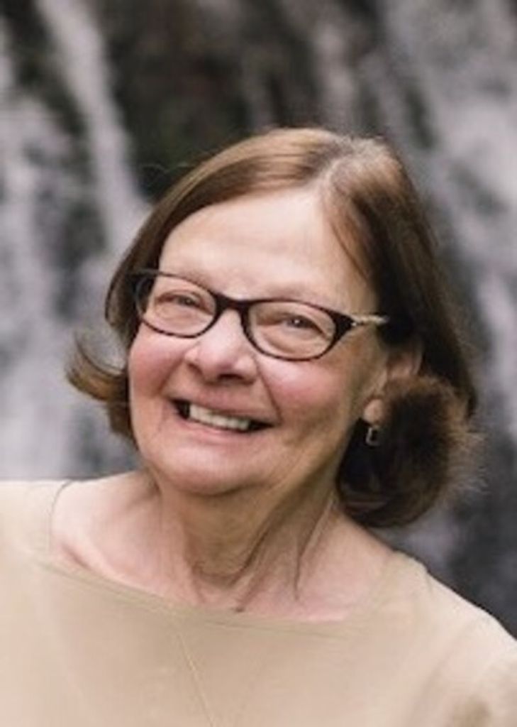 Veronica M. Augenreich Profile Photo