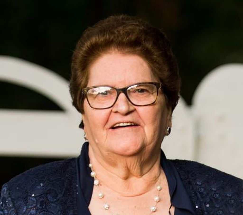 Esaura M. Pavao Profile Photo