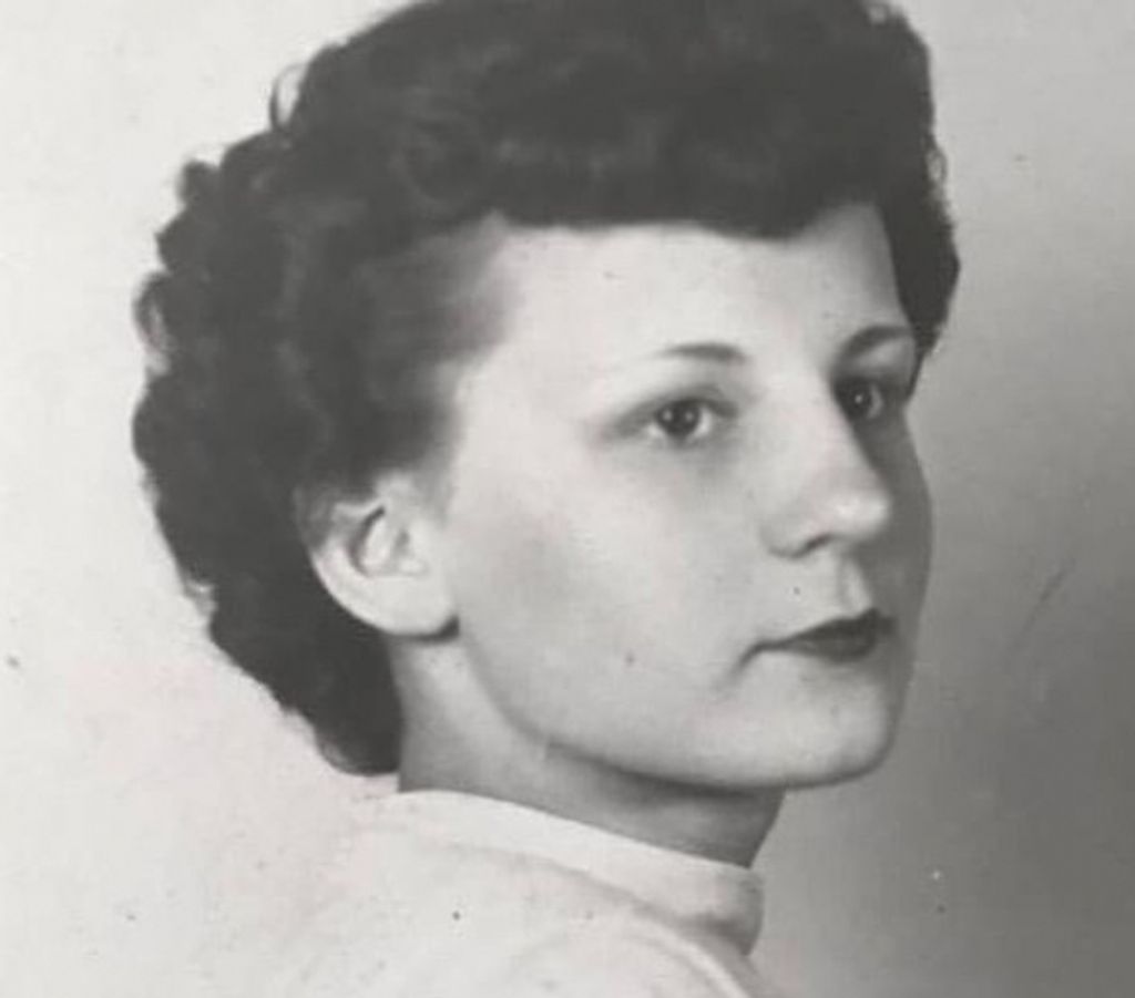 Helen June Kwasniak Barnard