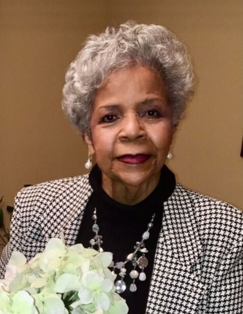 Lois Mance