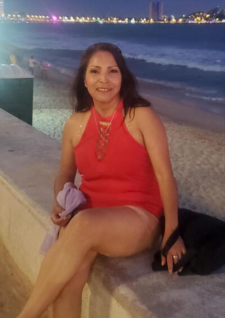 Julieta Elizabeth Keosybounheuang Profile Photo