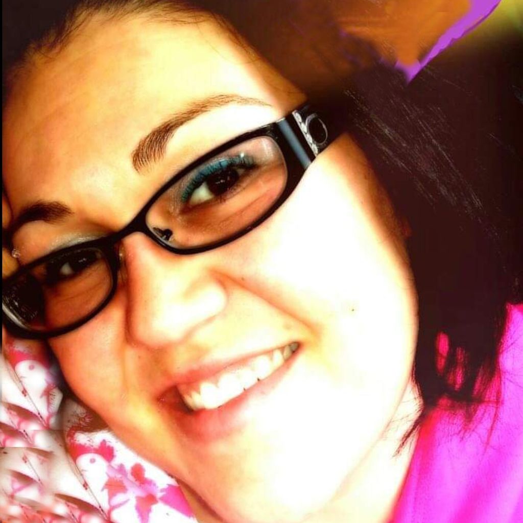 Nicole J. Pietsch