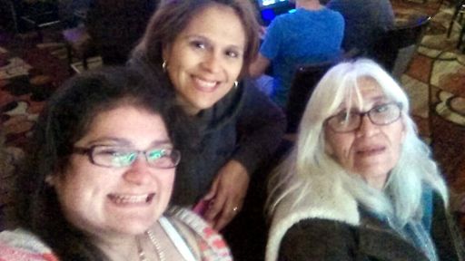 Yolanda C. Gonzalez photo gallery thumbnail 276 of 357
