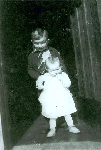 Jannette Louise (May)  Brown photo gallery thumbnail 17 of 61