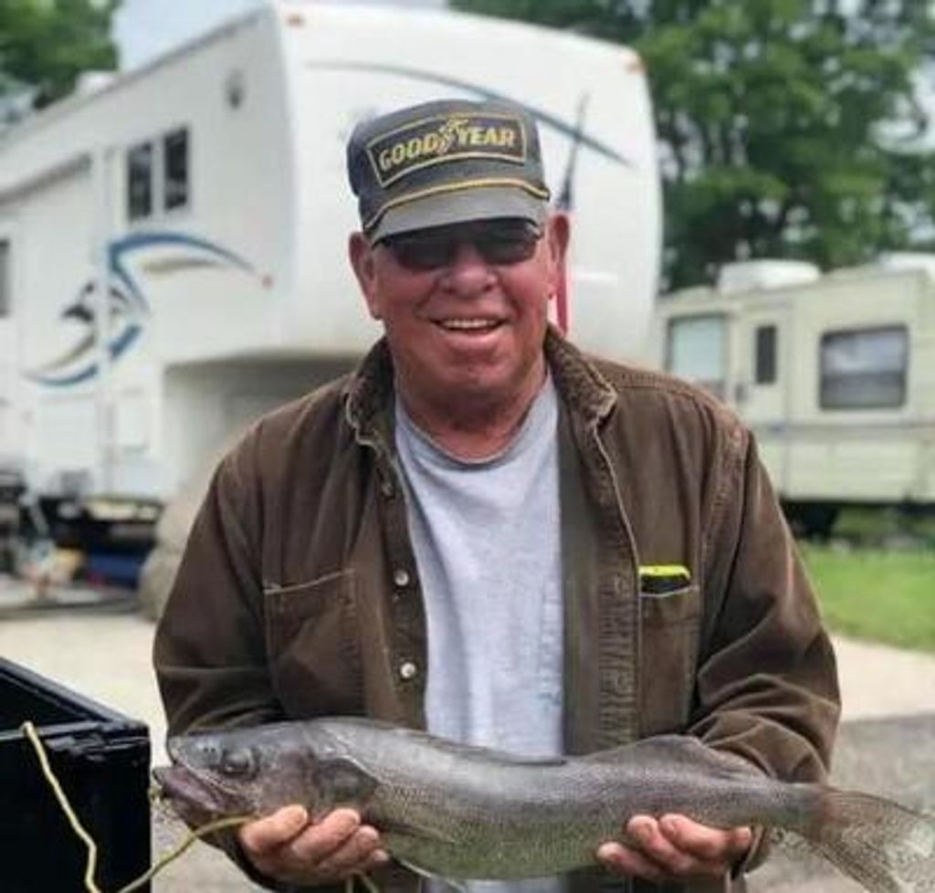 Leon Glaze Profile Photo