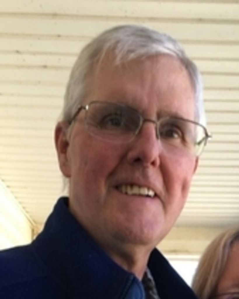 Phillip Gullion Profile Photo