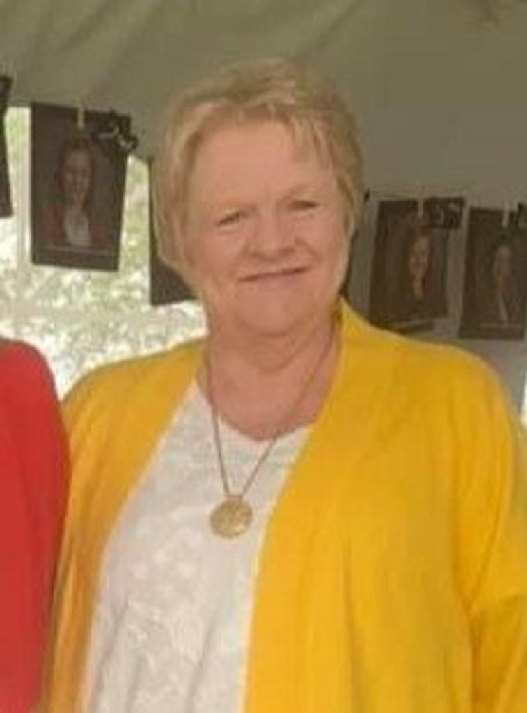 Carol  Johannes