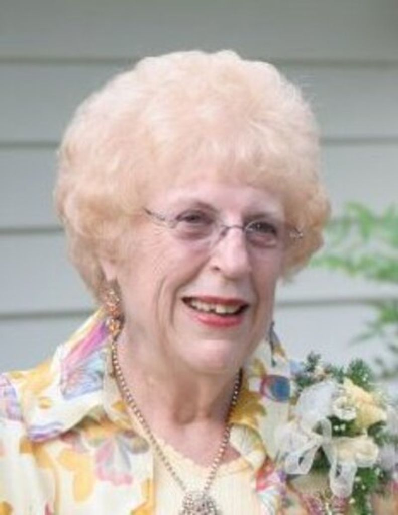 Julia Bevington Roscoe Manuel Profile Photo