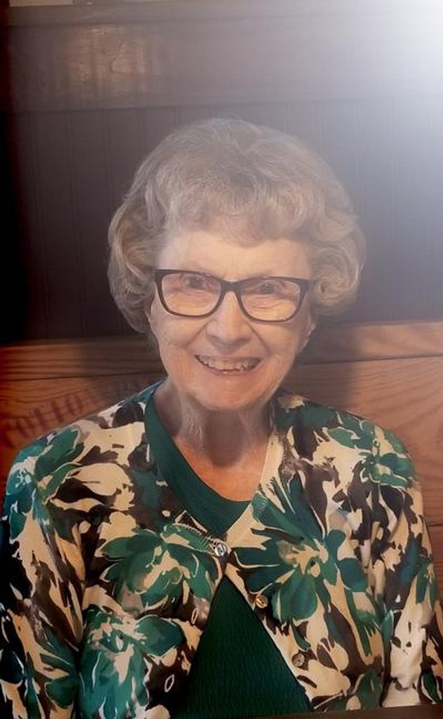 Mary Thacker Profile Photo
