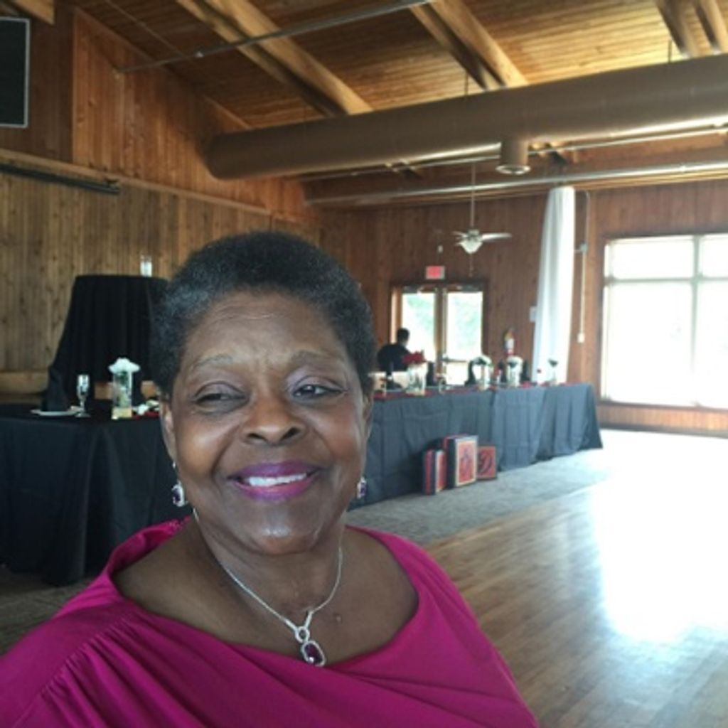 Rosa R. Edwards Profile Photo