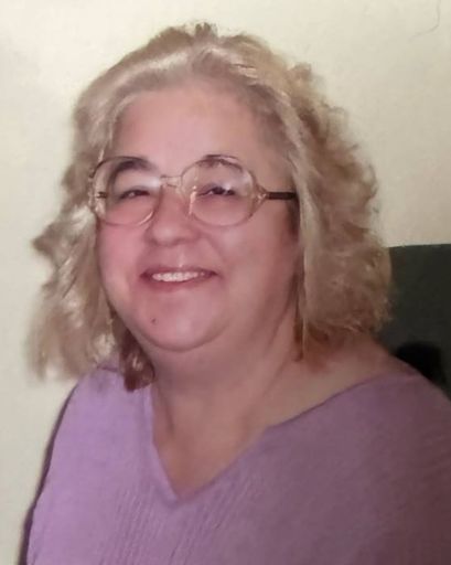 Linda Lou DeWitt's obituary image