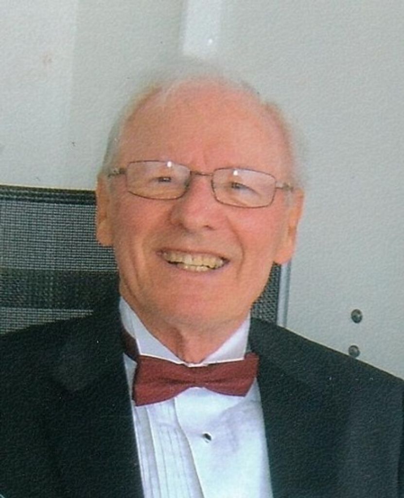 Robert Wilson "Bob" Brighton