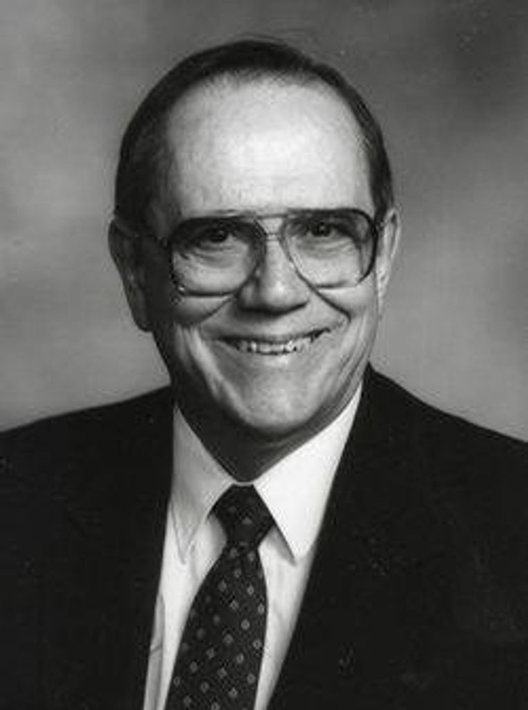Dr. Tom Mccollom