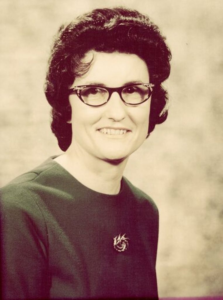 Eunice Barr