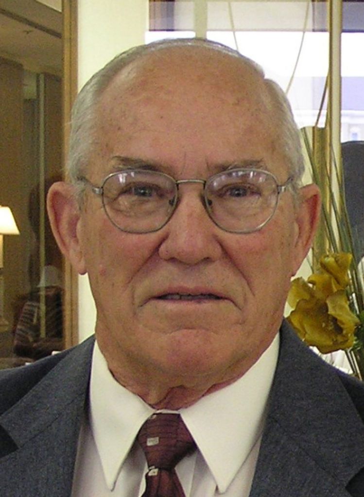Farrell Tew Profile Photo