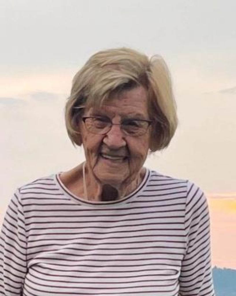 Evelyn Russell Profile Photo
