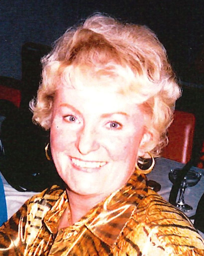Erika Lotte Lindner Profile Photo