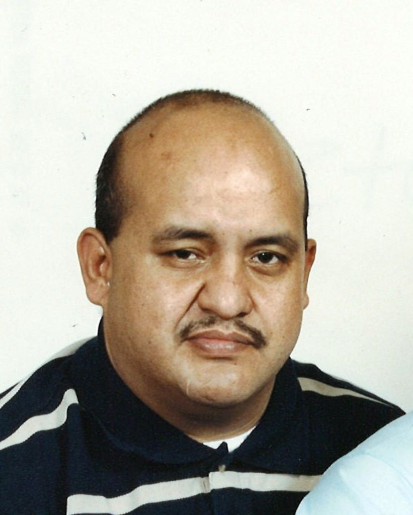 Carlos Falcon Lopez Profile Photo