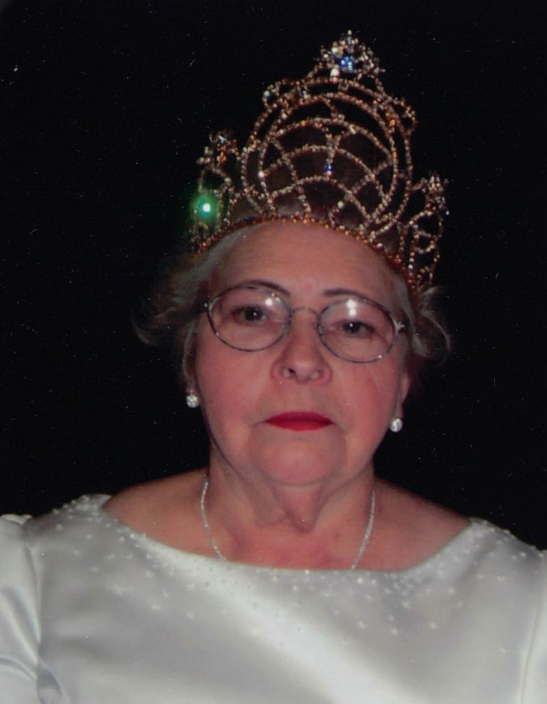 Helen Nilges Profile Photo