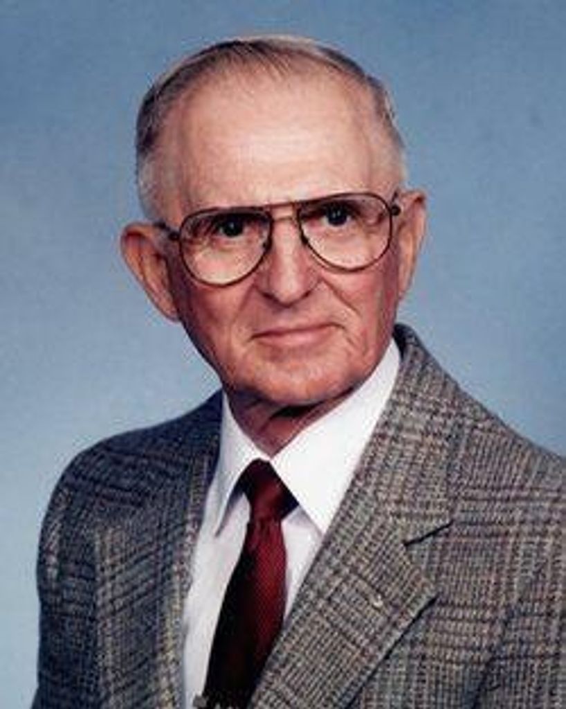 Cw4 (Retired) Carl J. Riley
