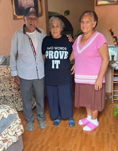 Maria Deleon Ambriz photo gallery thumbnail 11 of 187